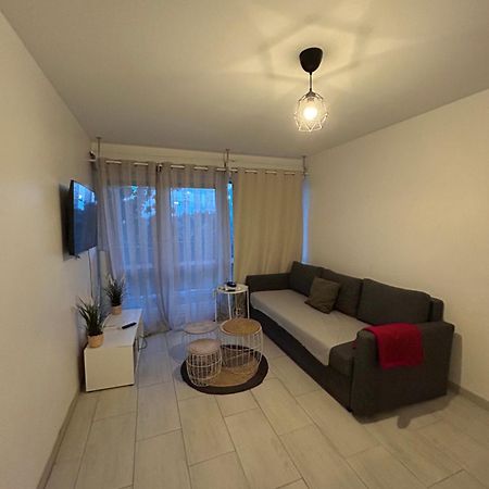 Appartement Ping-Pong Proche Gare Gagny エクステリア 写真