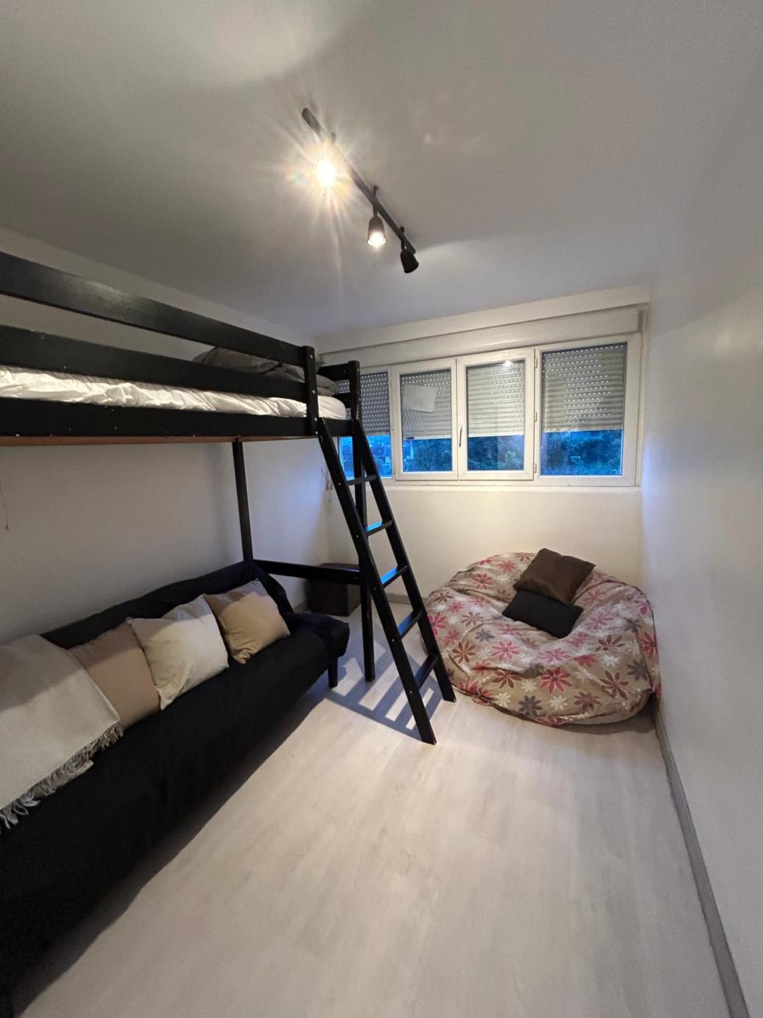 Appartement Ping-Pong Proche Gare Gagny エクステリア 写真